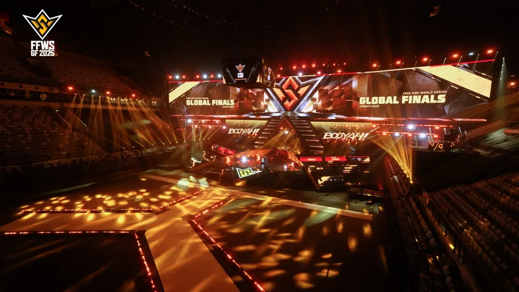 Free Fire World Series Global Finals 2025 Jakarta Hadir Akhir Pekan ini! Bersiaplah untuk Sejarah Baru Esports Indonesia! 37 Logo resmi FFWS Global Finals 2025 Jakarta atau Tim RRQ Kazu di panggung FFWS 2025
